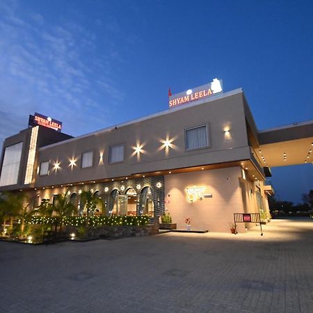Hotel Shyamleela Khātu エクステリア 写真