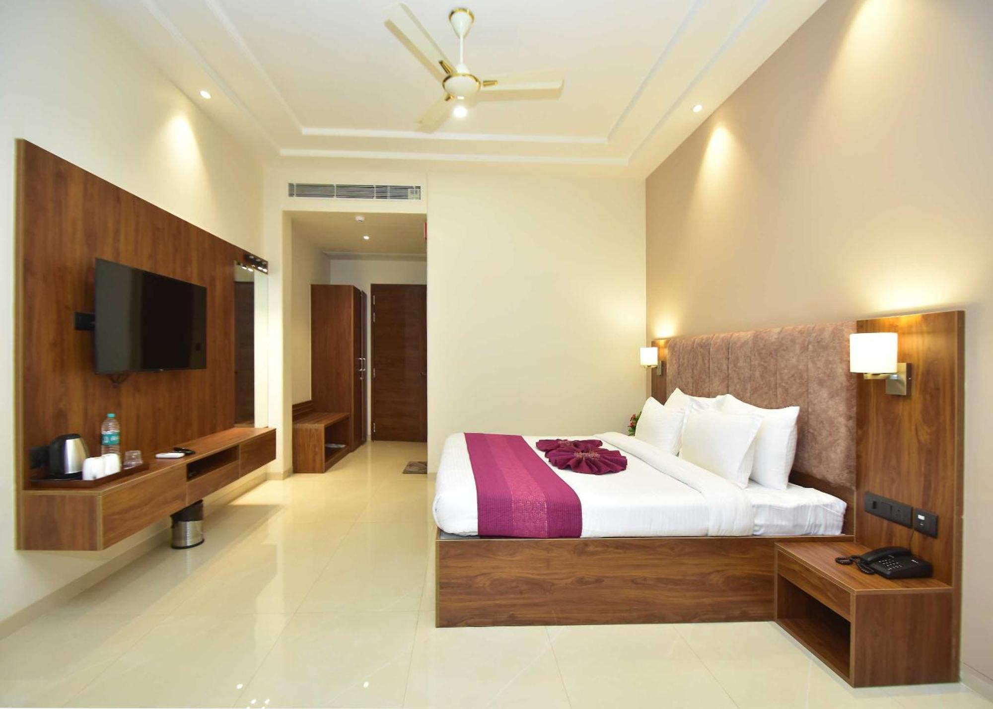 Hotel Shyamleela Khātu エクステリア 写真