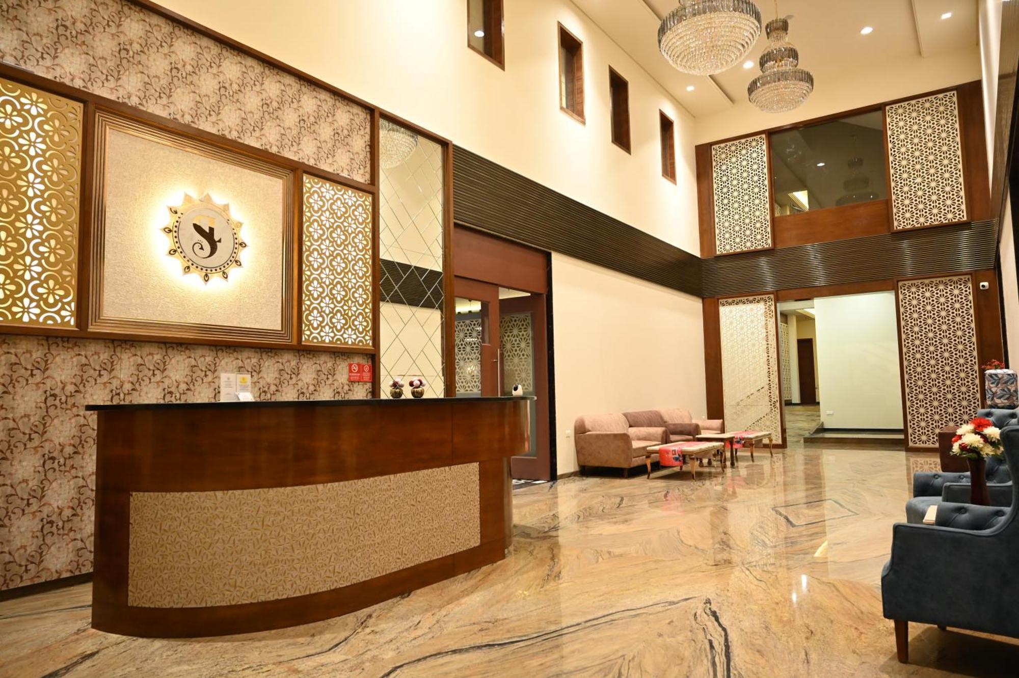 Hotel Shyamleela Khātu エクステリア 写真